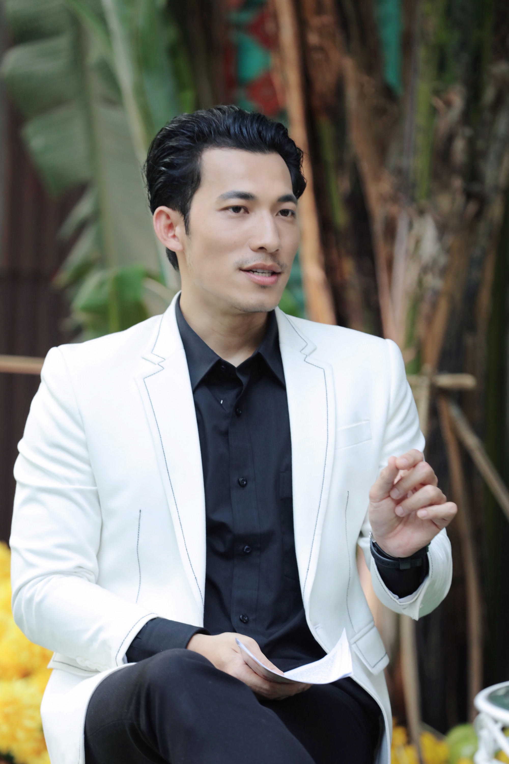Chân dung đạo diễn Luk Vân, người sáng lập Mowo Entertainment