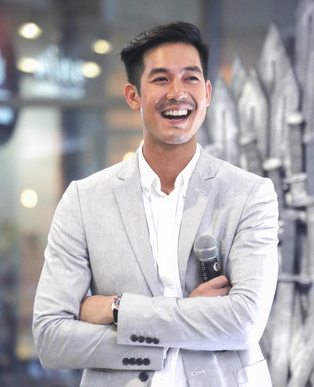 Sukollawat Kanarot với phong thái điển trai, biểu tượng điện ảnh Thái Lan