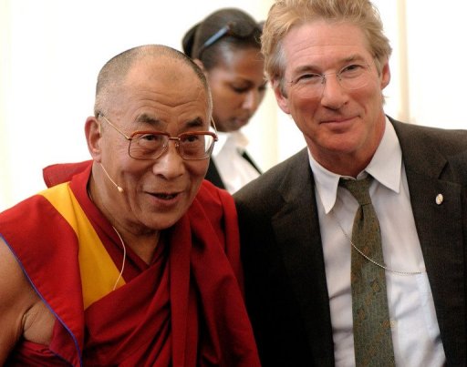 Chân dung cận cảnh Richard Gere, minh chứng cho vẻ đẹp vượt thời gian của tài tử Hollywood
