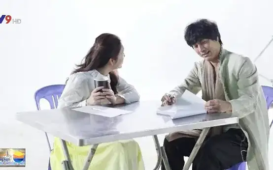 Diễn viên Han Jae Suk và Lý Nhã Kỳ trong phim "Kẻ thứ ba"