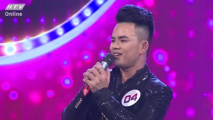 Ca sĩ Lưu Chấn Long thể hiện phong cách âm nhạc đa dạng
