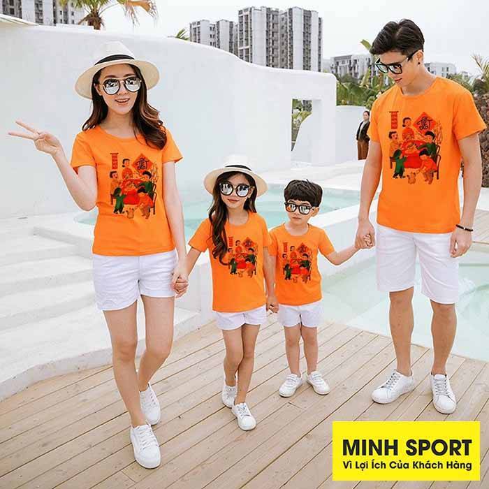 Áo thun gia đình vui vẻ với hình in hoạt hình