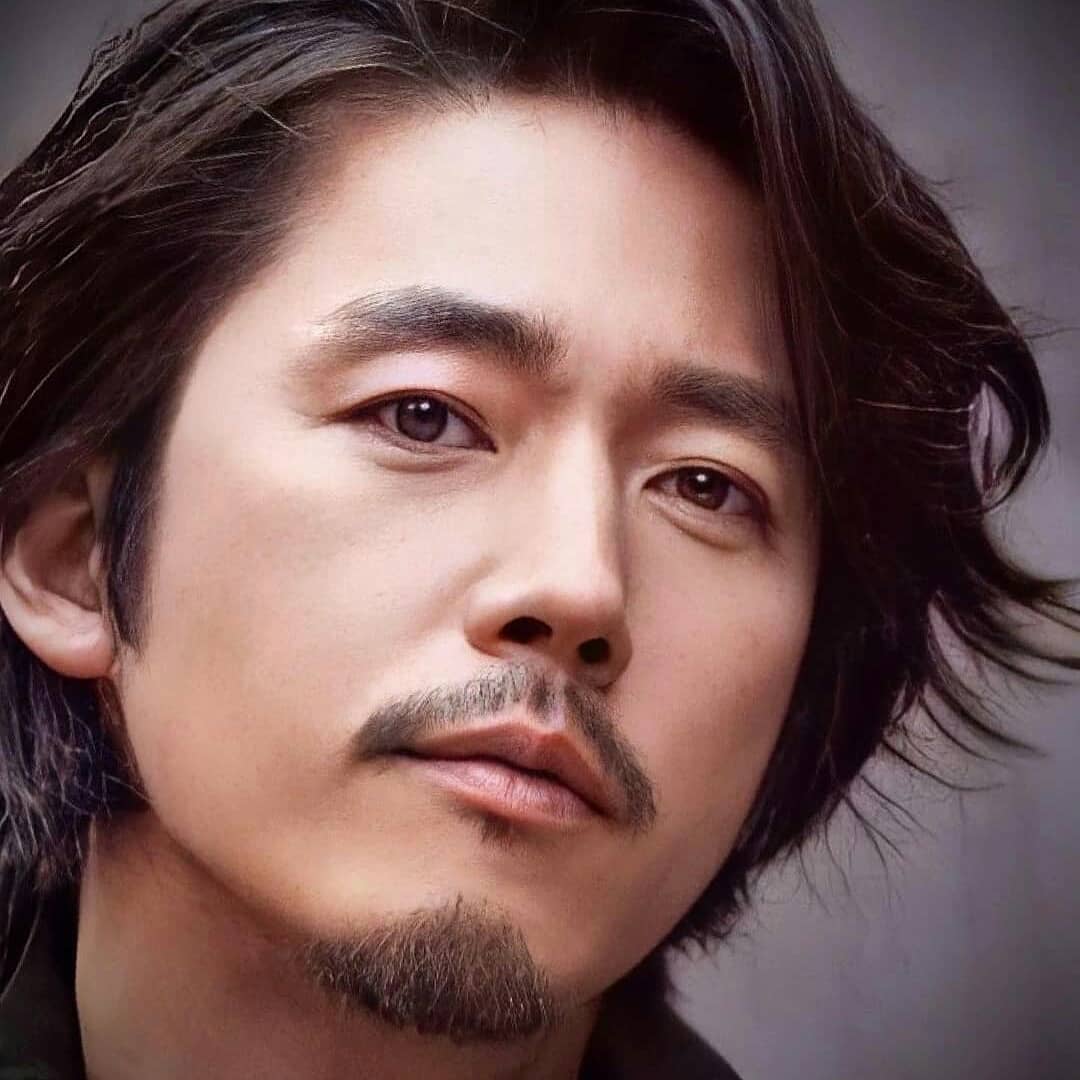 Jang Hyuk, nam diễn viên thực lực của điện ảnh Hàn Quốc với ánh mắt sắc sảo