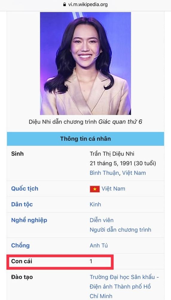 Diệu Nhi với vẻ mặt biểu cảm hài hước