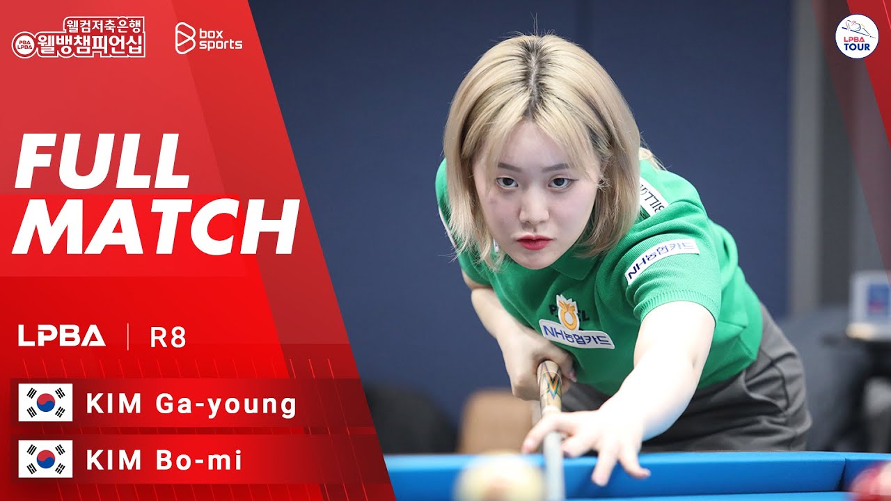 Kim Ga Young tập trung thực hiện cú đánh bi-a quyết định