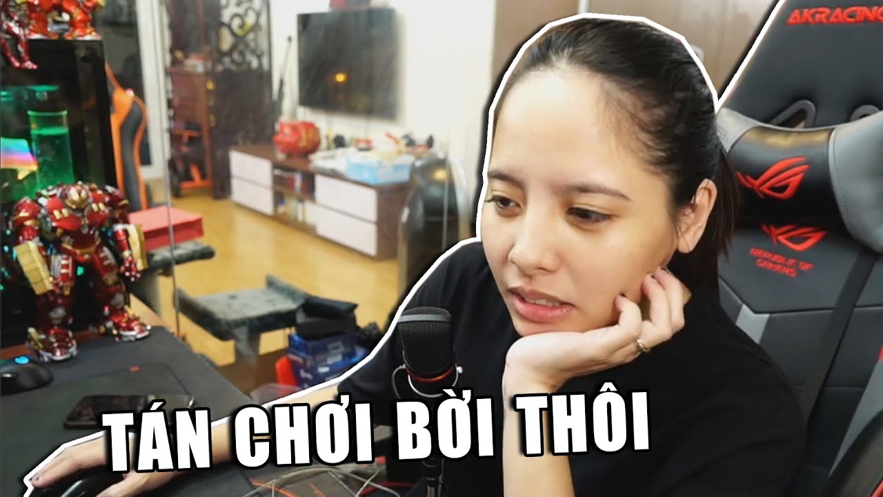 Gia đình hạnh phúc của Trang Mixi và Độ Mixi cùng hai con trai Tùng Sói, Súp Lơ