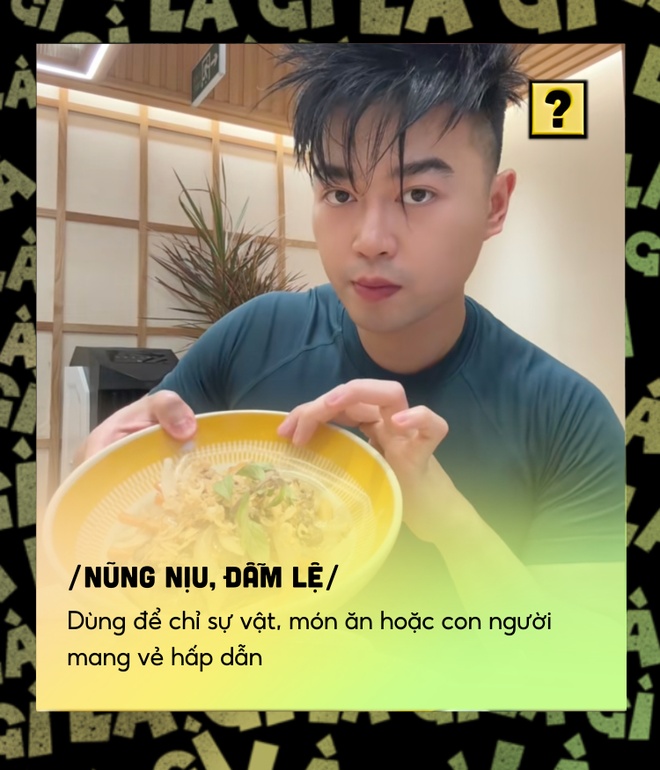 Cô gái với vẻ mặt nũng nịu đẫm lệ, thể hiện sự yêu thích hoặc ngạc nhiên