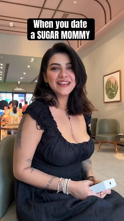 Hình ảnh minh họa về Sugar Mommy và Sugar Boy trong một mối quan hệ chênh lệch tuổi tác