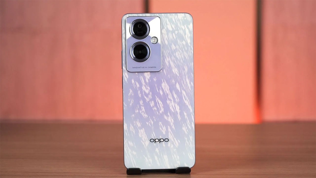 Vivo V20 với thiết kế mặt lưng kính cao cấp và cụm camera sau