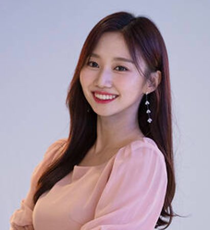 Yoon Soobin - Nữ MC tài năng của LCK Liên Minh Huyền Thoại