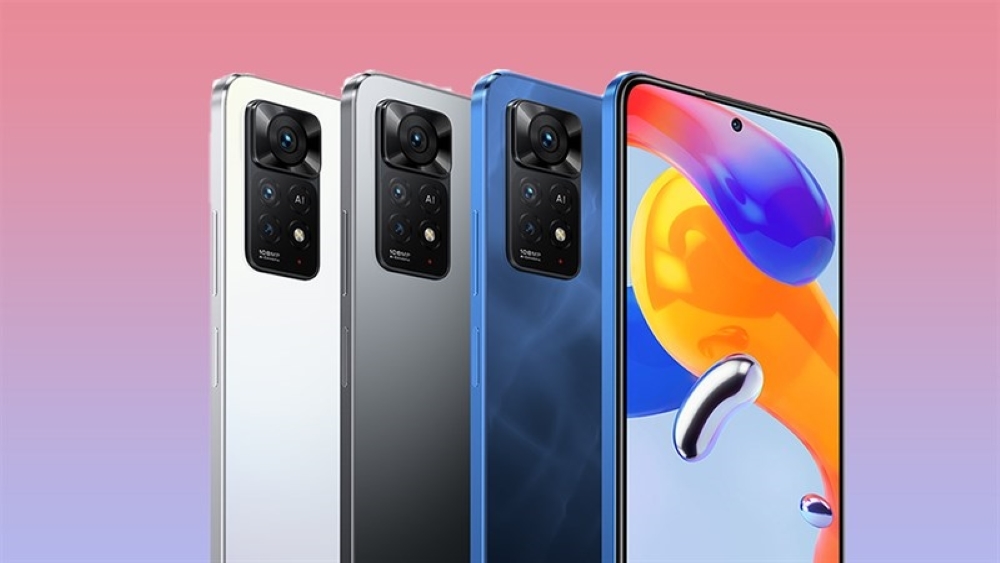 Vsmart Aris với màn hình AMOLED và cụm camera sau