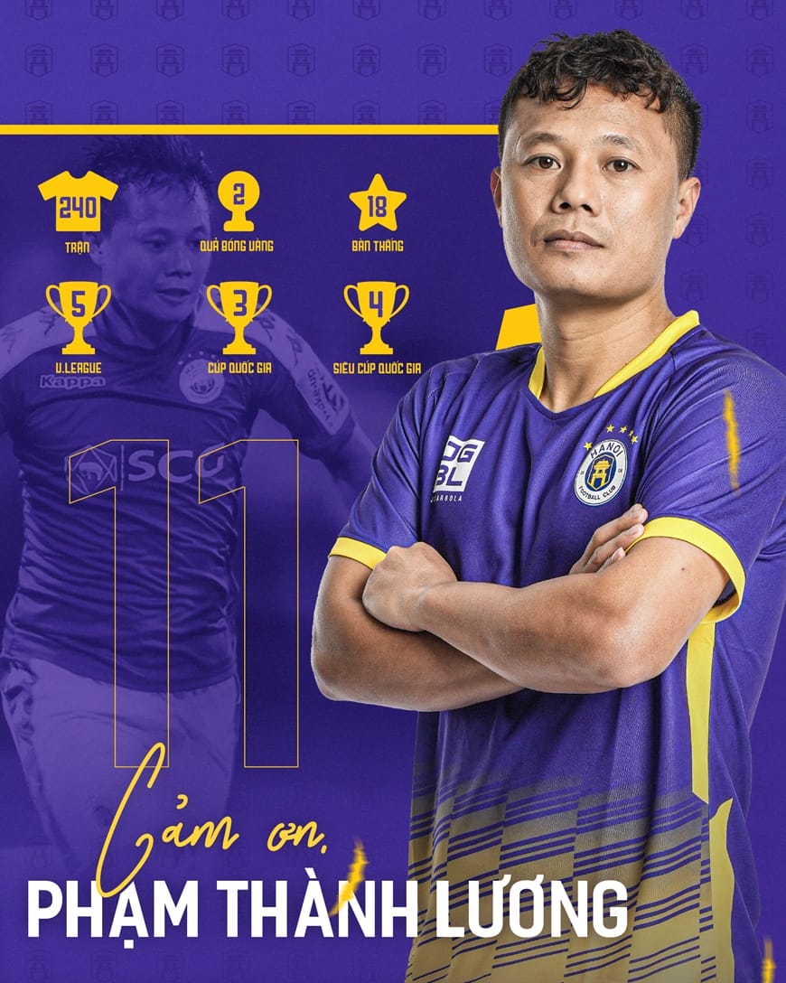Phạm Thành Lương ăn mừng chức vô địch cùng đồng đội Hà Nội FC