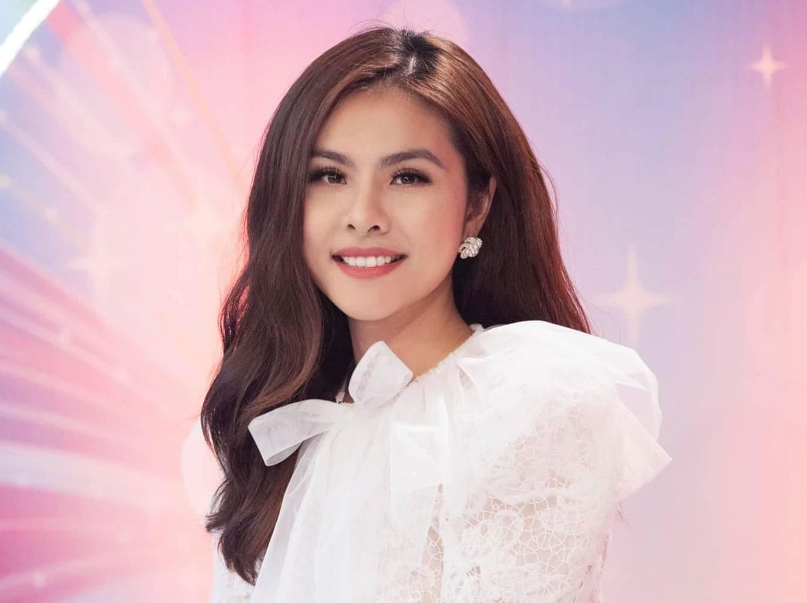 Vân Trang thuở thiếu nữ, với vẻ đẹp trong sáng và tươi tắn