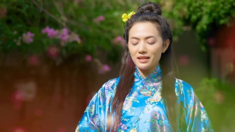 Tinna Tình tận hưởng cuộc sống độc thân bình yên