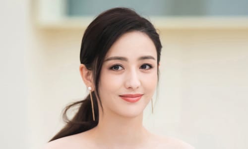 Đồng Lệ Á và Trần Tư Thành trong một sự kiện