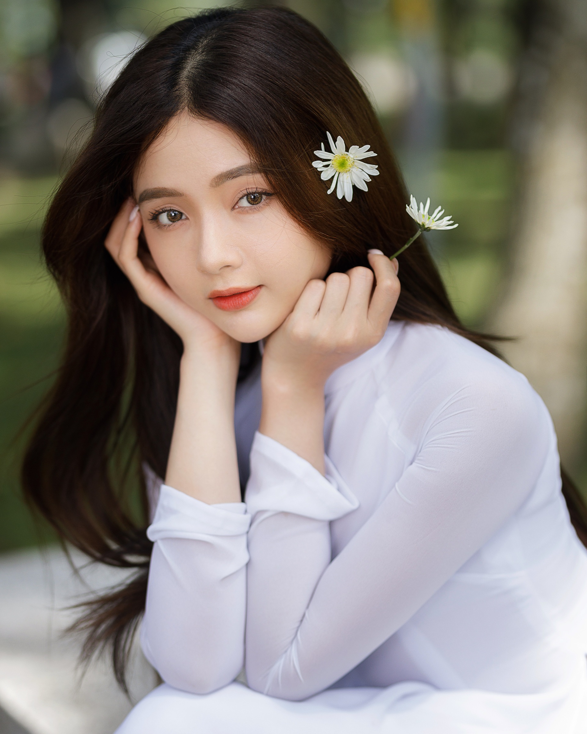 Nhan sắc trong trẻo của hot girl ảnh thẻ Lan Hương