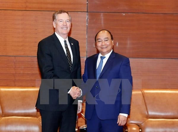 Ông Nguyễn Xuân Phúc trong vai trò lãnh đạo, thể hiện tầm vóc quốc gia.