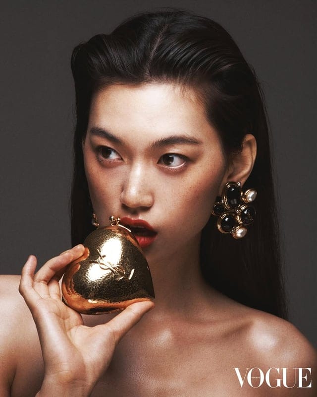 Kim Do Yeon tỏa sáng trên trang bìa Vogue Hong Kong, thể hiện thần thái người mẫu chuyên nghiệp